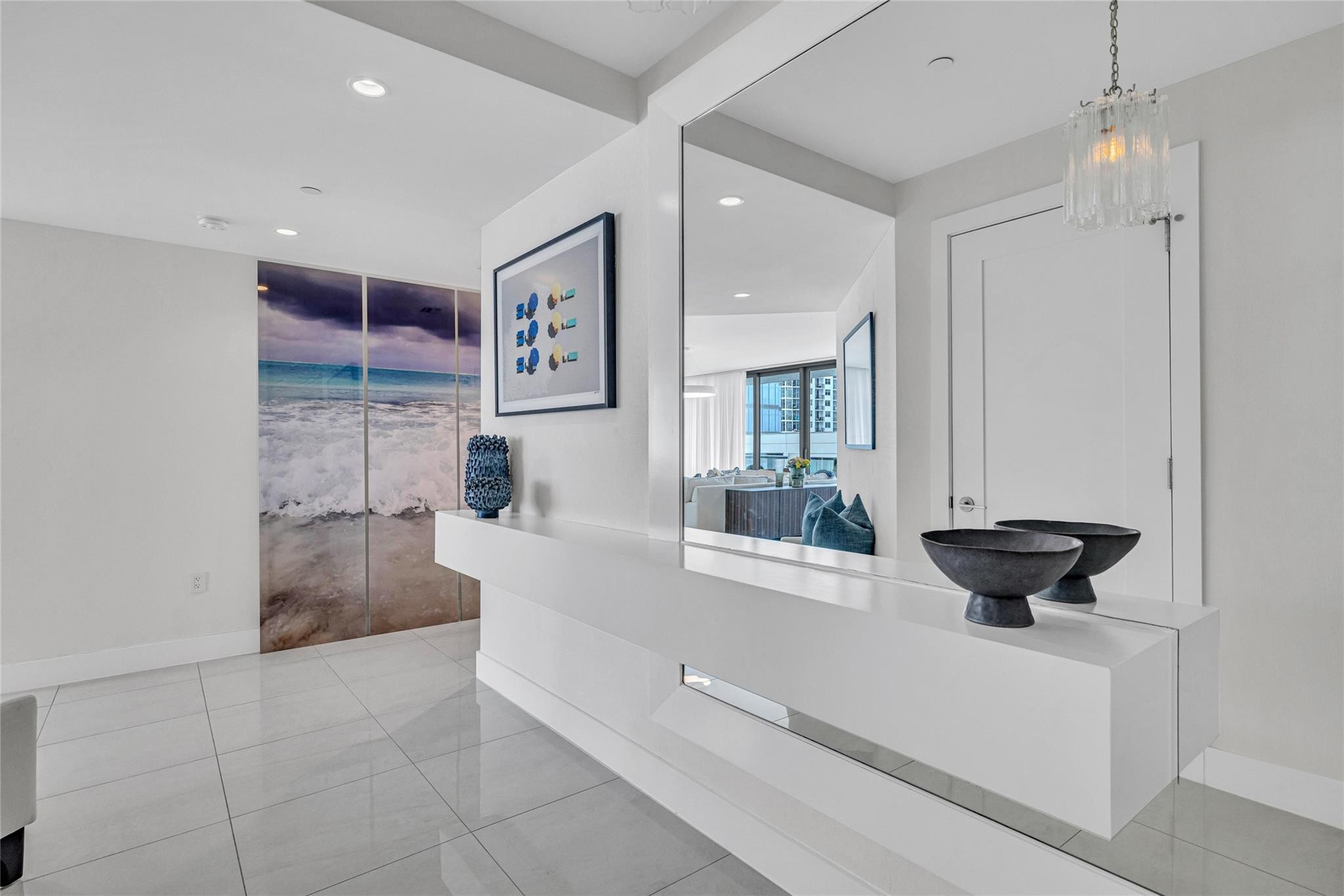 100 E Las Olas #1701 Fort Lauderdale, FL 33301