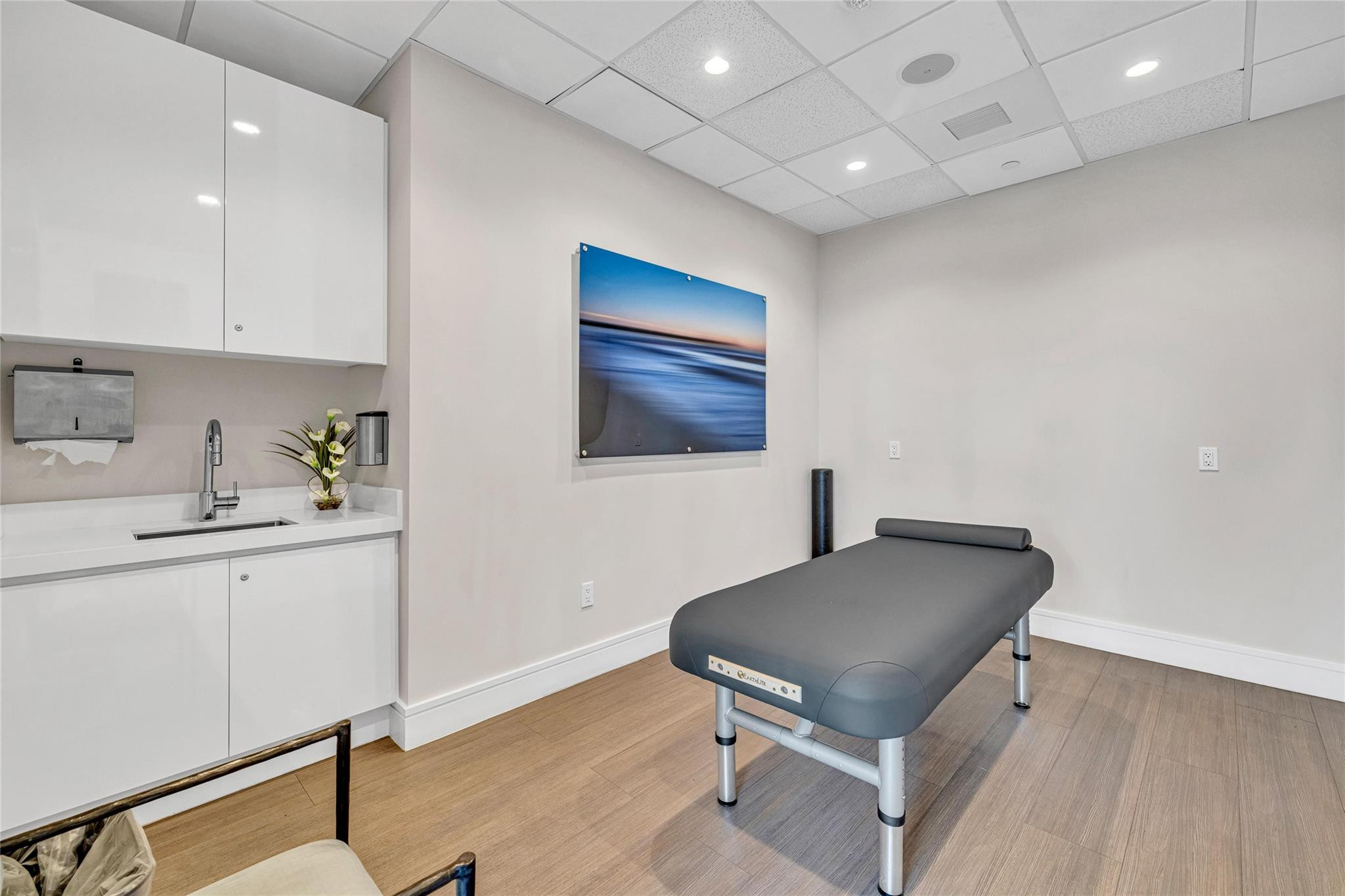 100 E Las Olas #1701 Fort Lauderdale, FL 33301