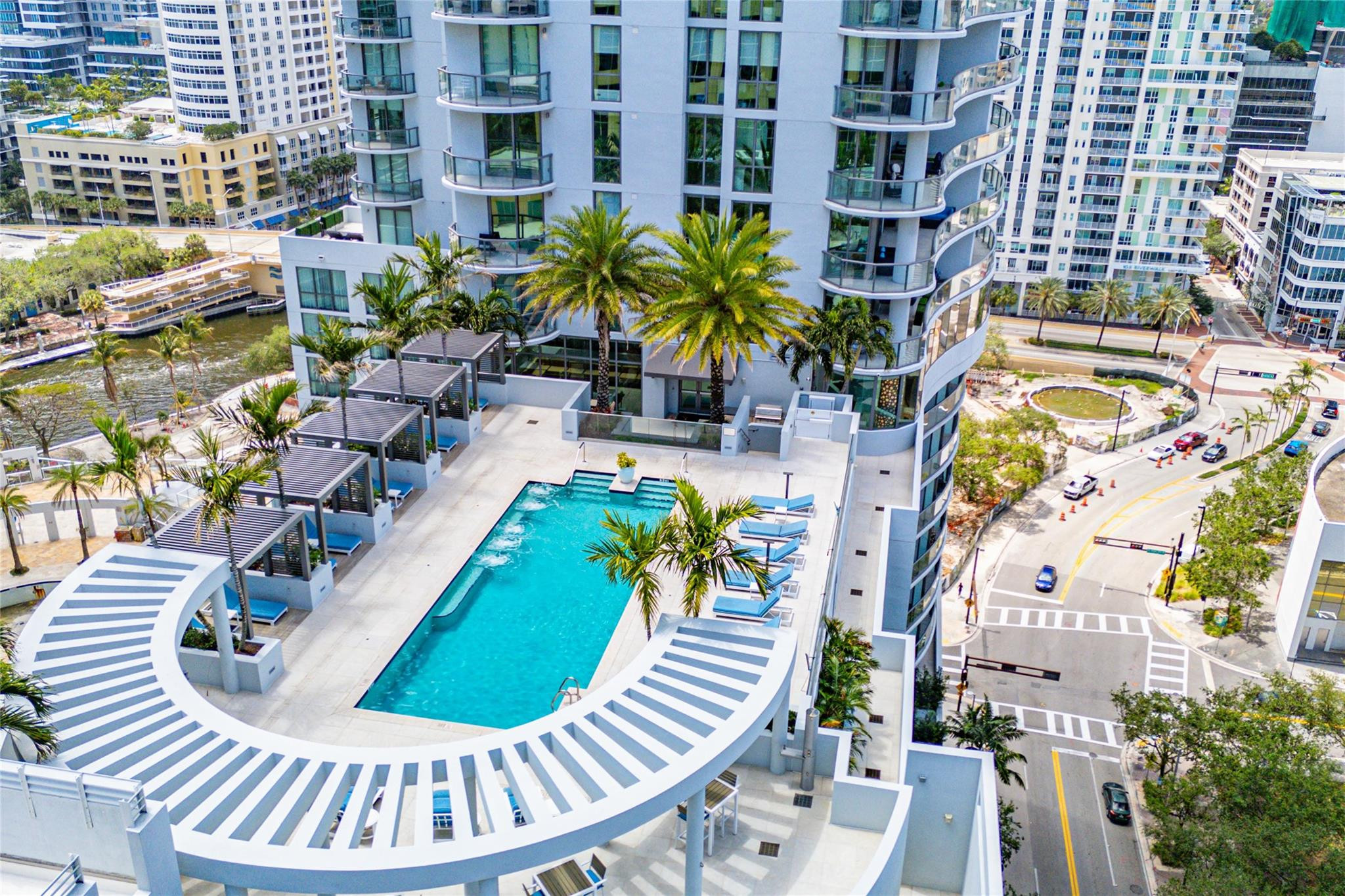 100 E Las Olas #1701 Fort Lauderdale, FL 33301