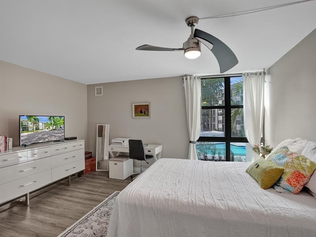 1301 River Reach #201 Fort Lauderdale, FL 33315