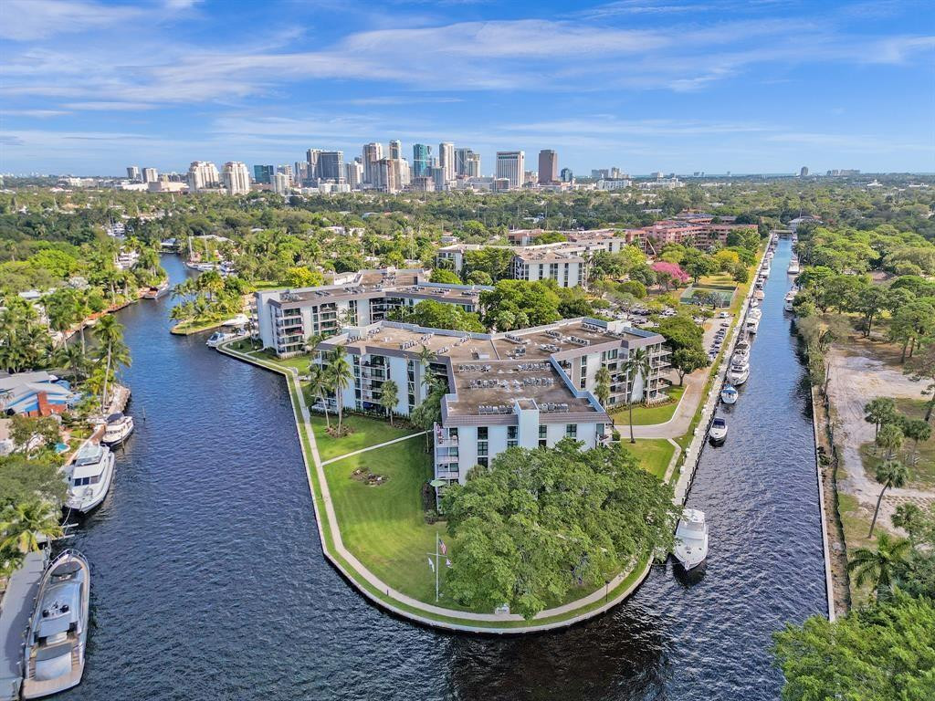1301 River Reach #201 Fort Lauderdale, FL 33315