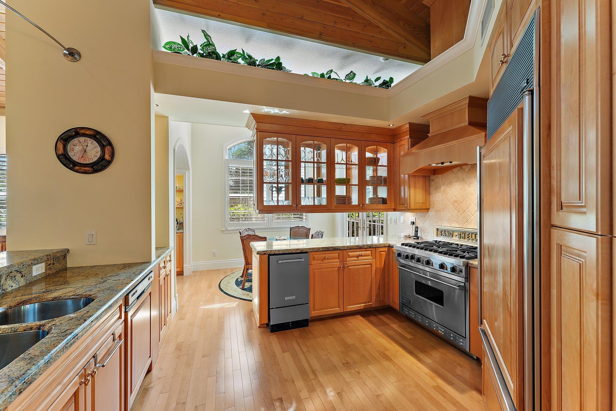 134 N Beach Rd Hobe Sound, FL 33455