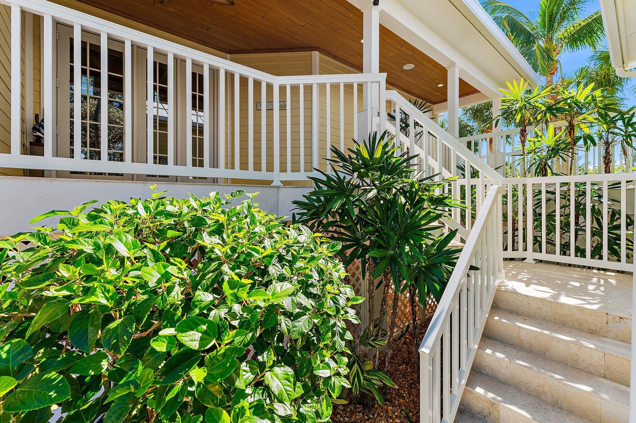 134 N Beach Rd Hobe Sound, FL 33455