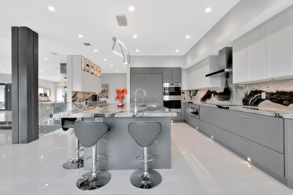 3605 Oakview Delray Beach, FL 33445