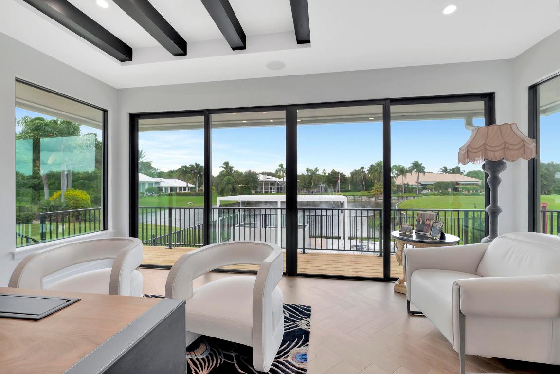 3605 Oakview Delray Beach, FL 33445