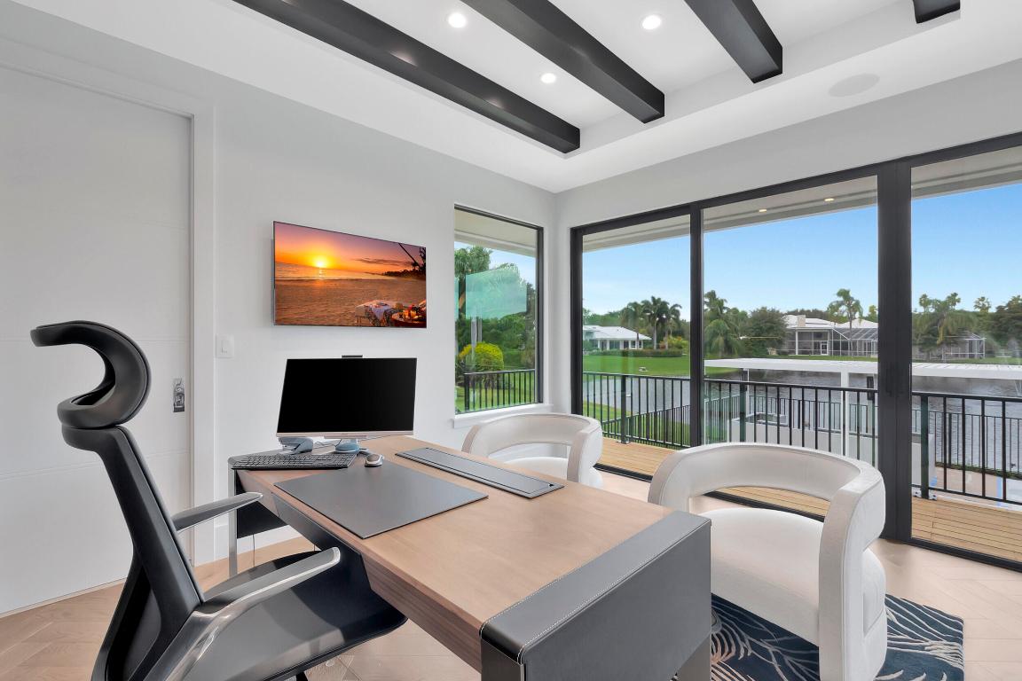 3605 Oakview Delray Beach, FL 33445