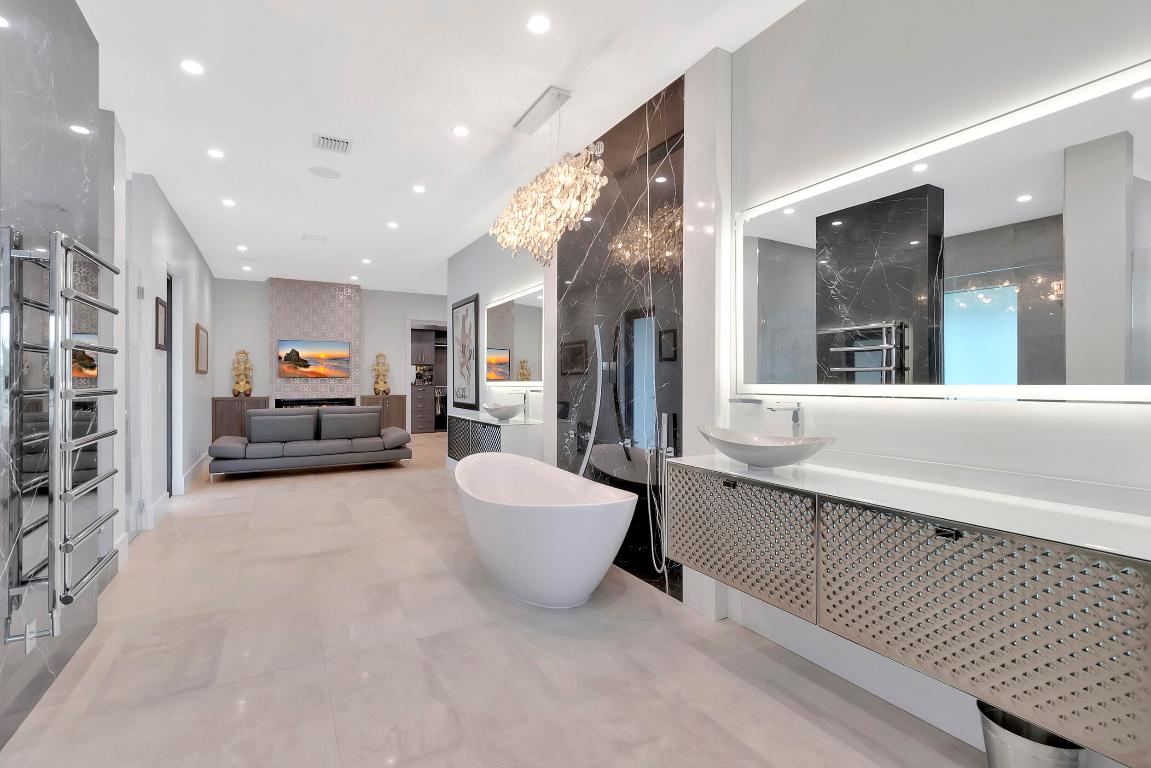 3605 Oakview Delray Beach, FL 33445