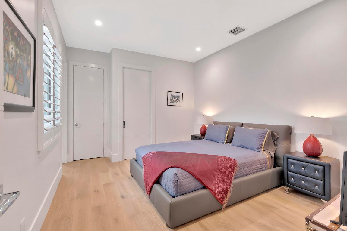 3605 Oakview Delray Beach, FL 33445