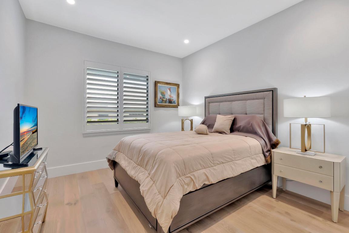 3605 Oakview Delray Beach, FL 33445