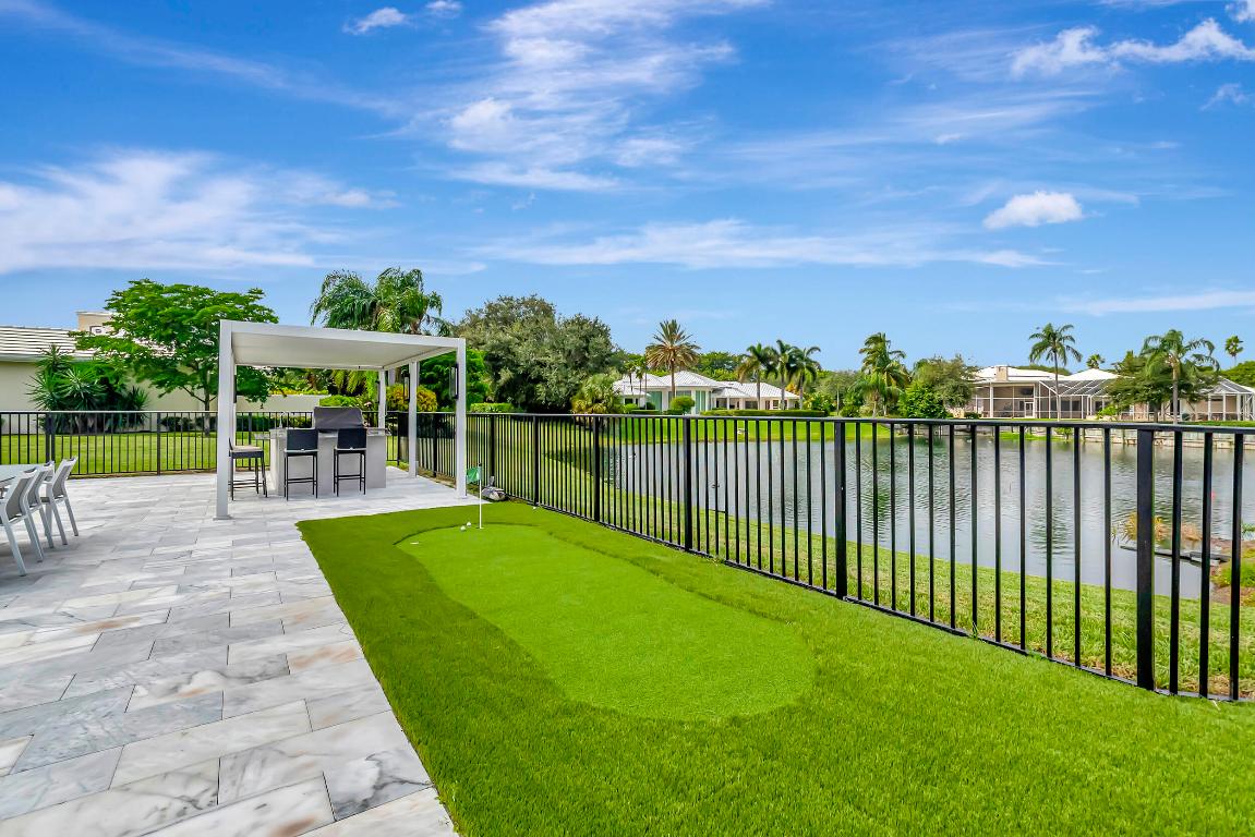 3605 Oakview Delray Beach, FL 33445