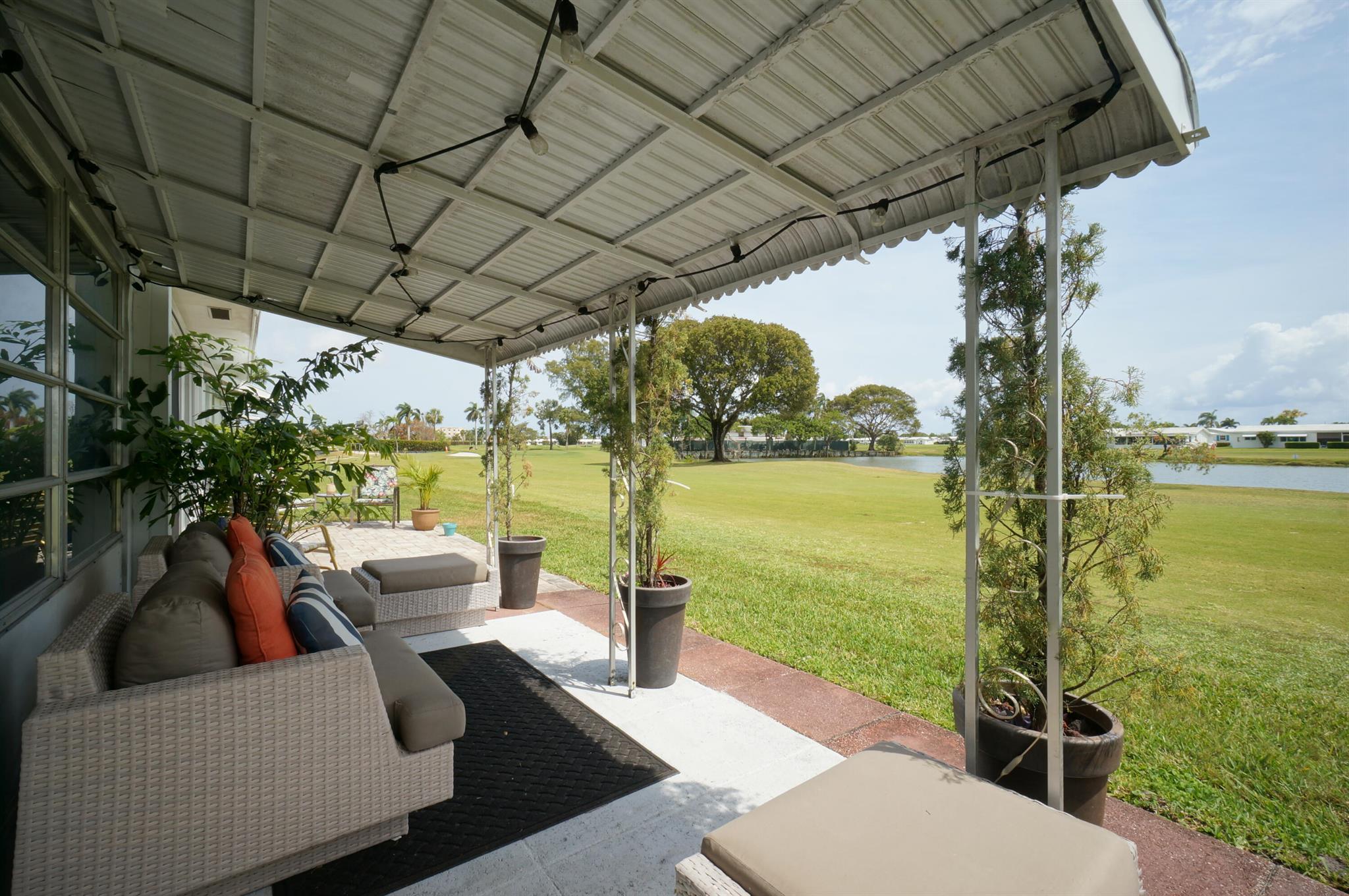 400 SW Golfview Ter #115
