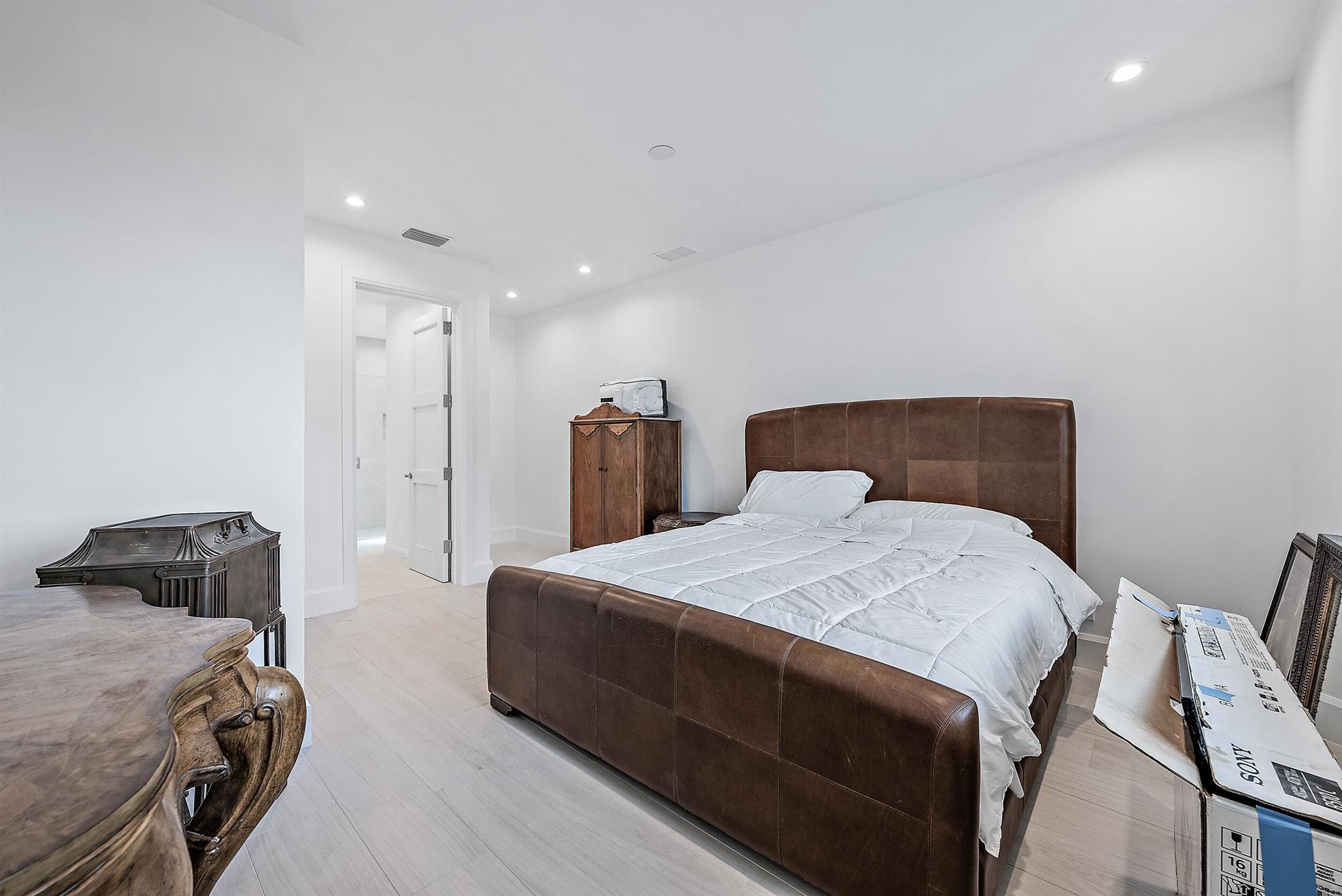 7916 S Ocean Dr Jensen Beach, FL 34957