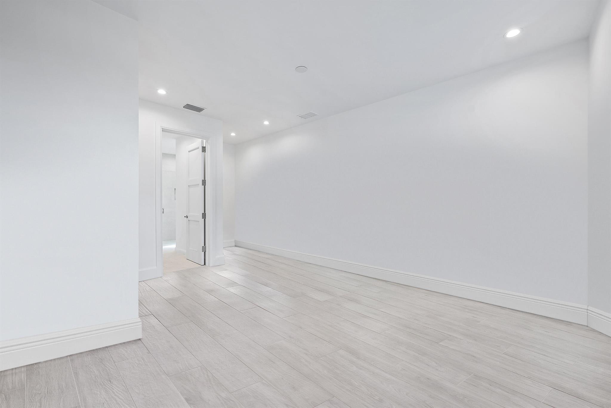 7916 S Ocean Dr Jensen Beach, FL 34957