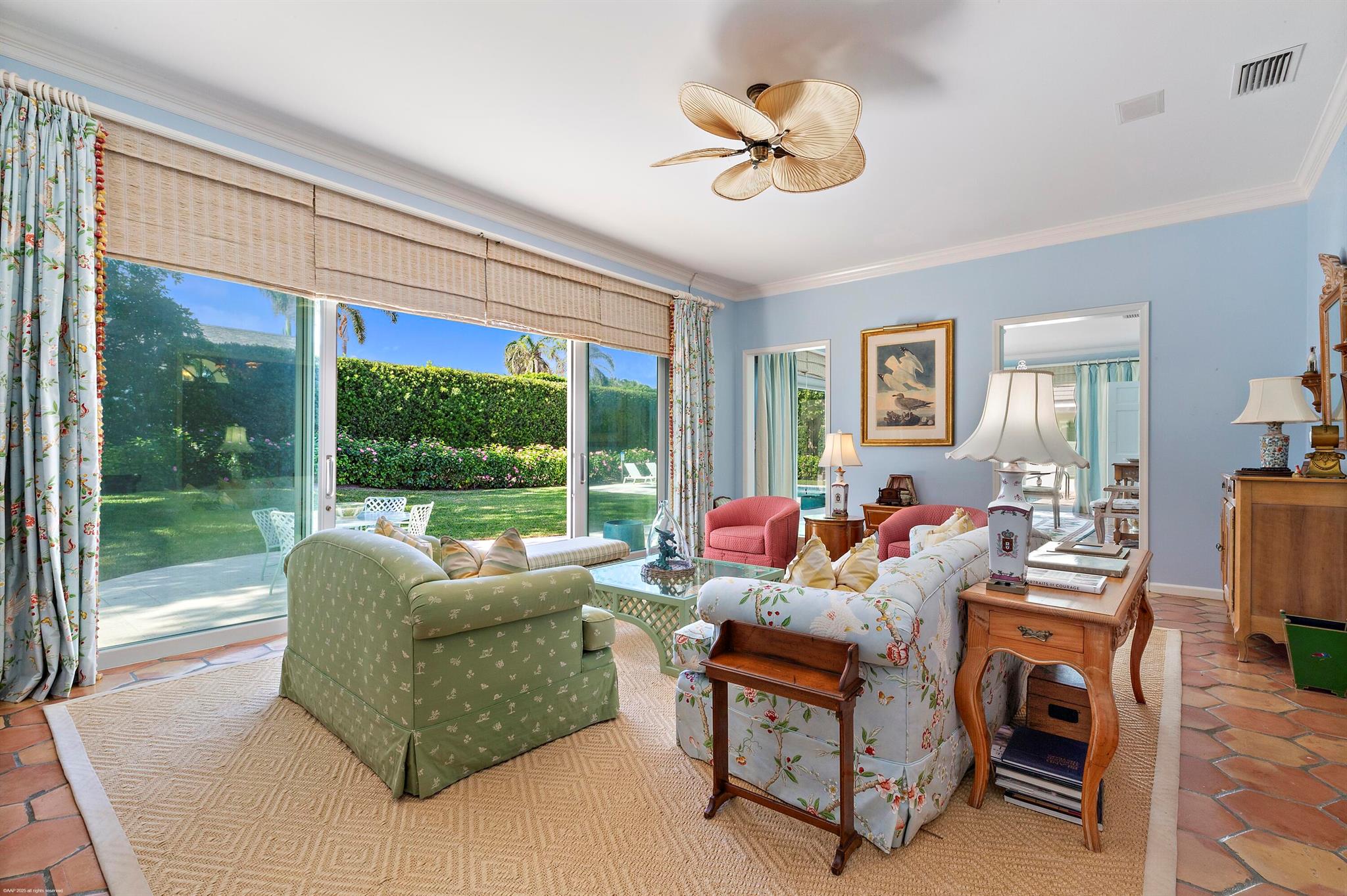 162 S Beach Rd Jupiter Island, FL 33455