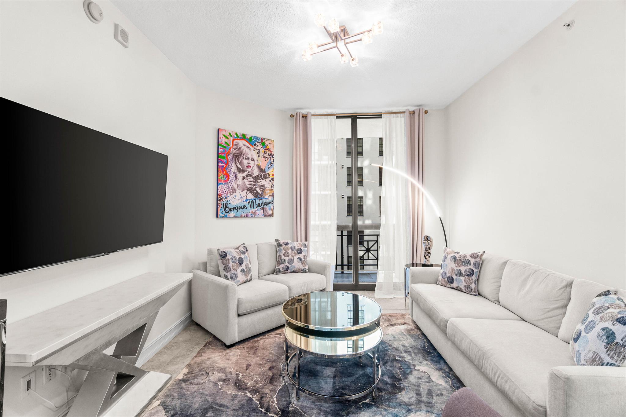 701 S Olive Ave #807