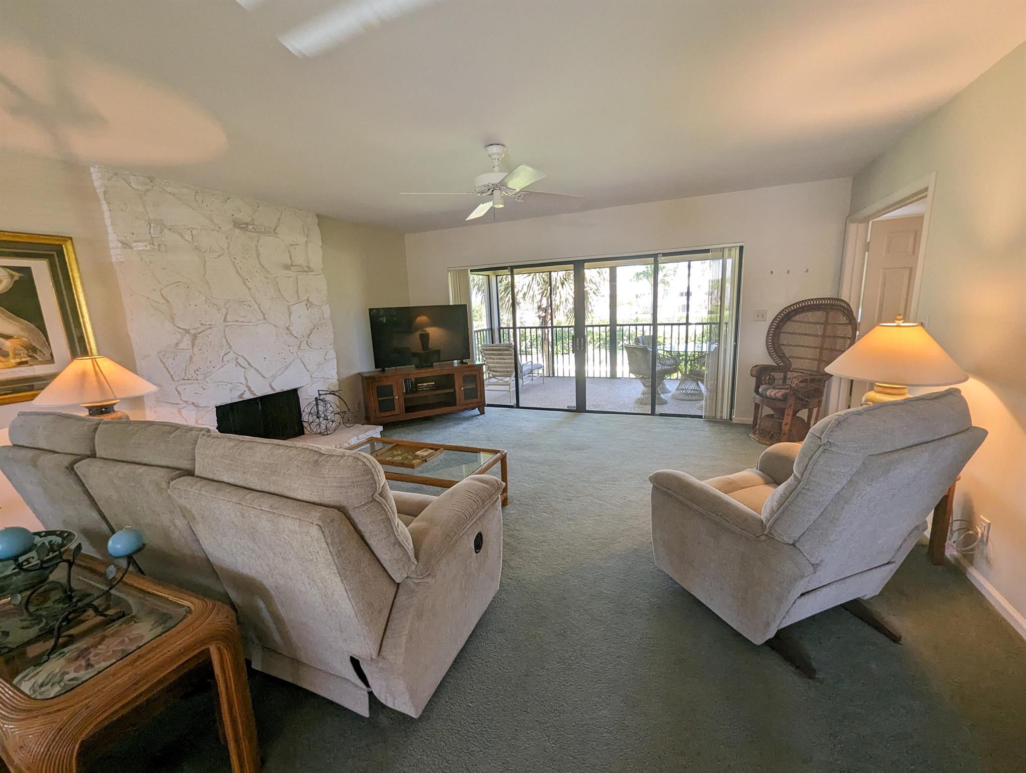 404 Clubhouse Cir Jupiter, FL 33477