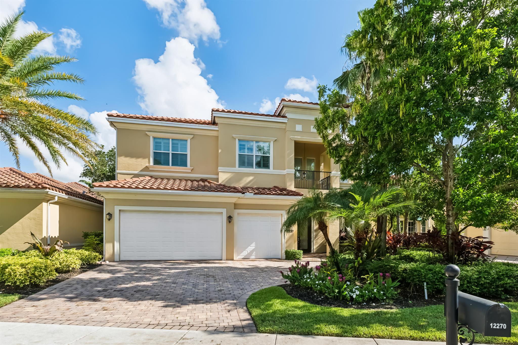 12270 Sunnydale Dr