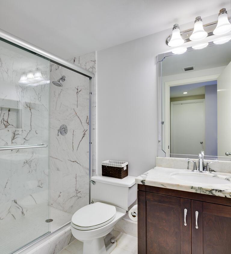 image Courvoisier Courts Condo13