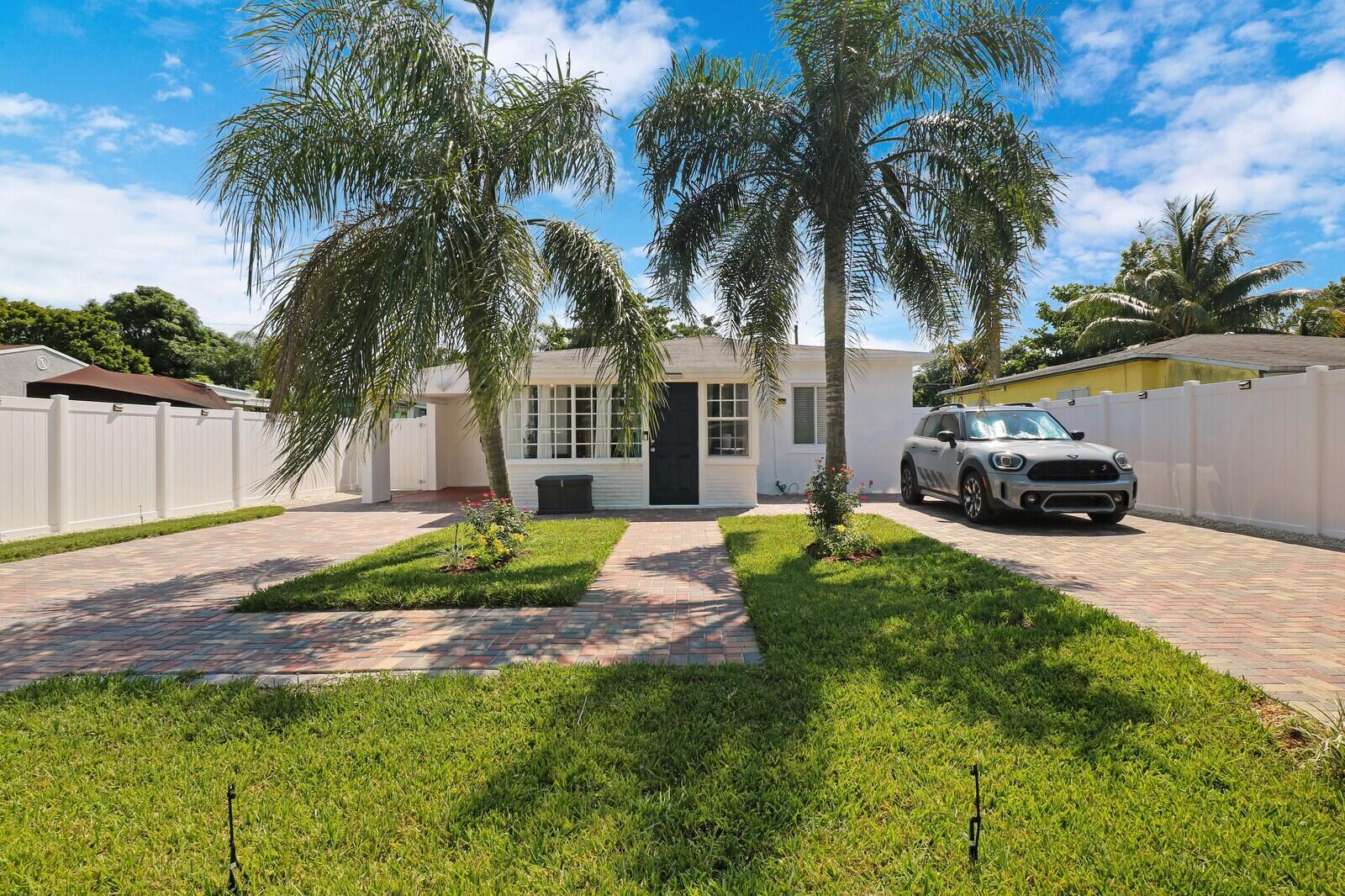 1108 NW 3rd Ave