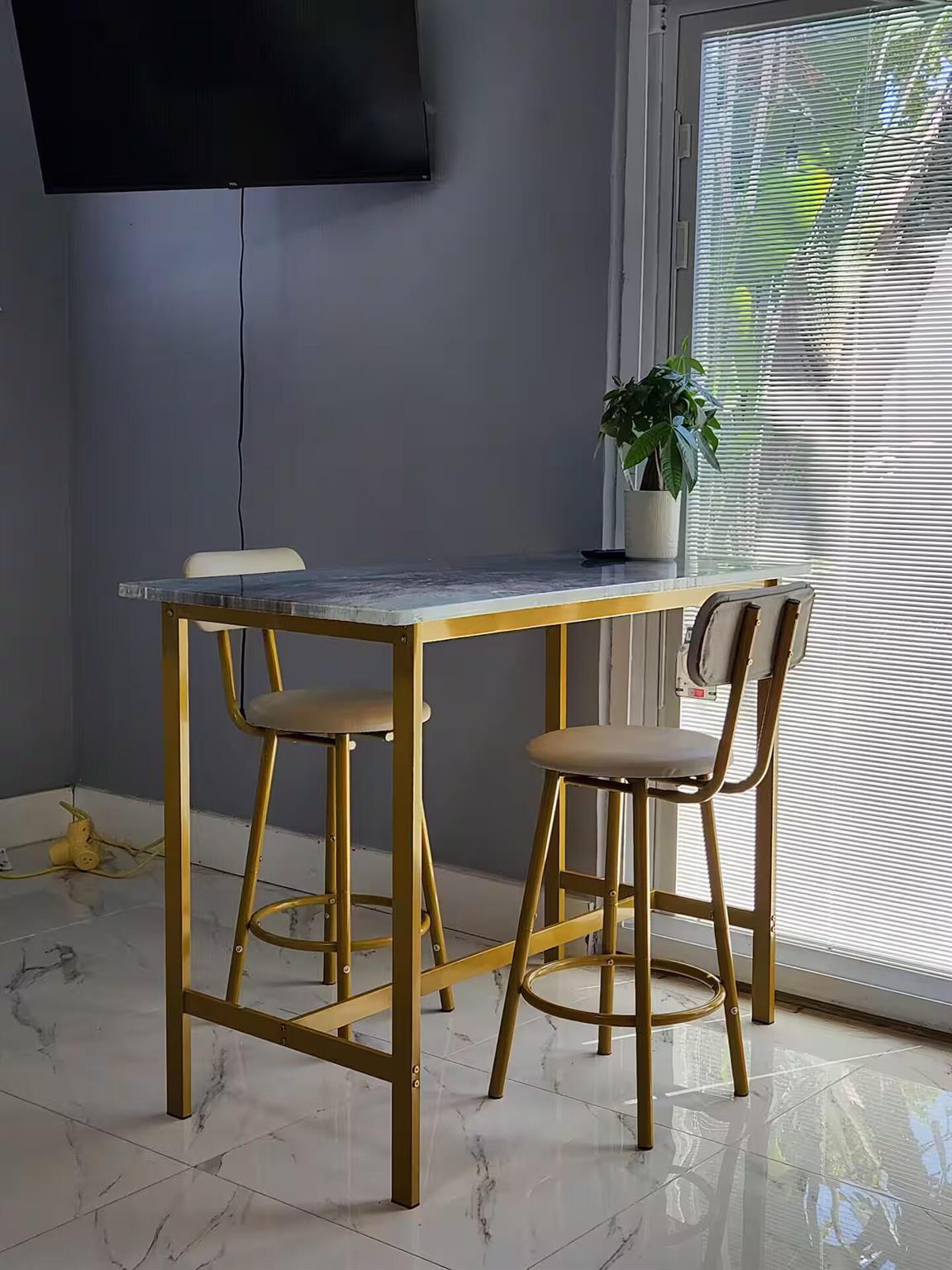 1237 NE 14th Ave #1-3 Fort Lauderdale, FL 33304