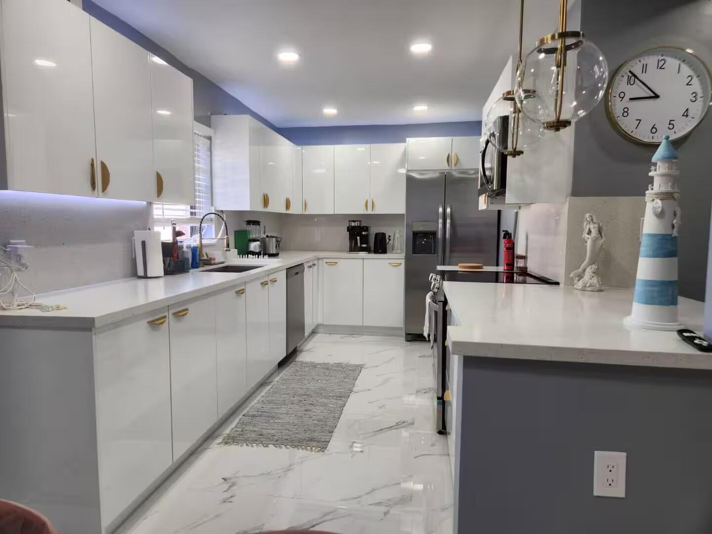 1237 NE 14th Ave #1-3 Fort Lauderdale, FL 33304