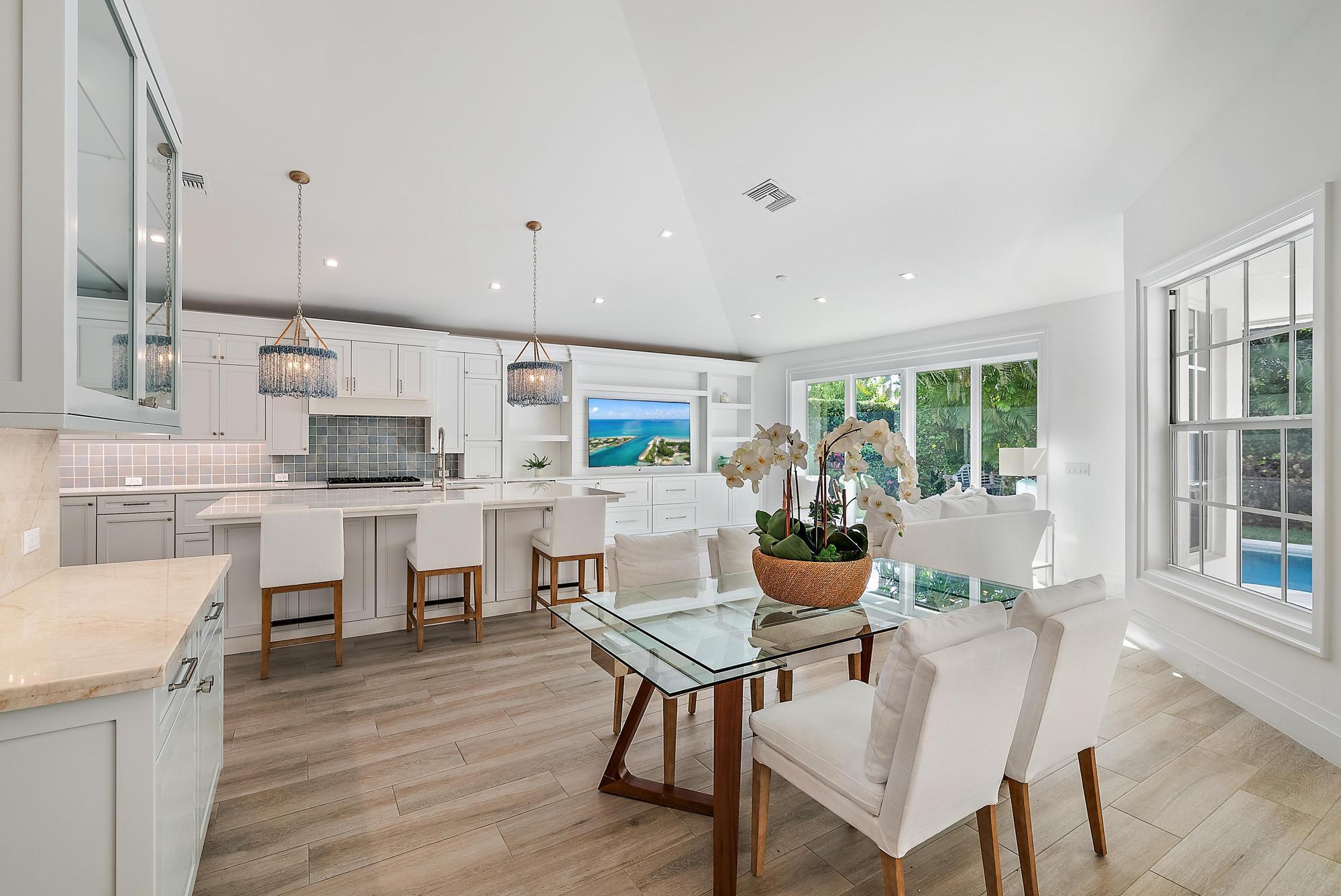 189 Shelter Ln Jupiter Inlet Colony, FL 33469