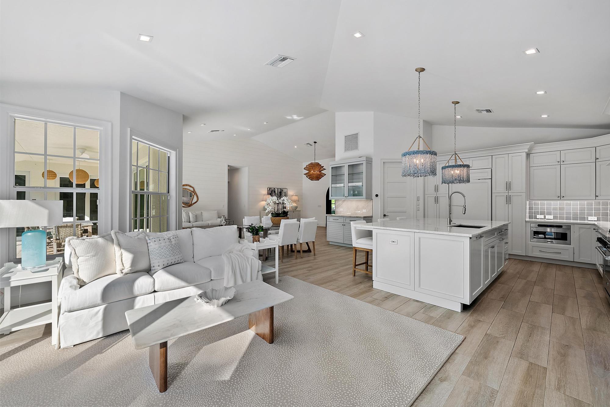 189 Shelter Ln Jupiter Inlet Colony, FL 33469