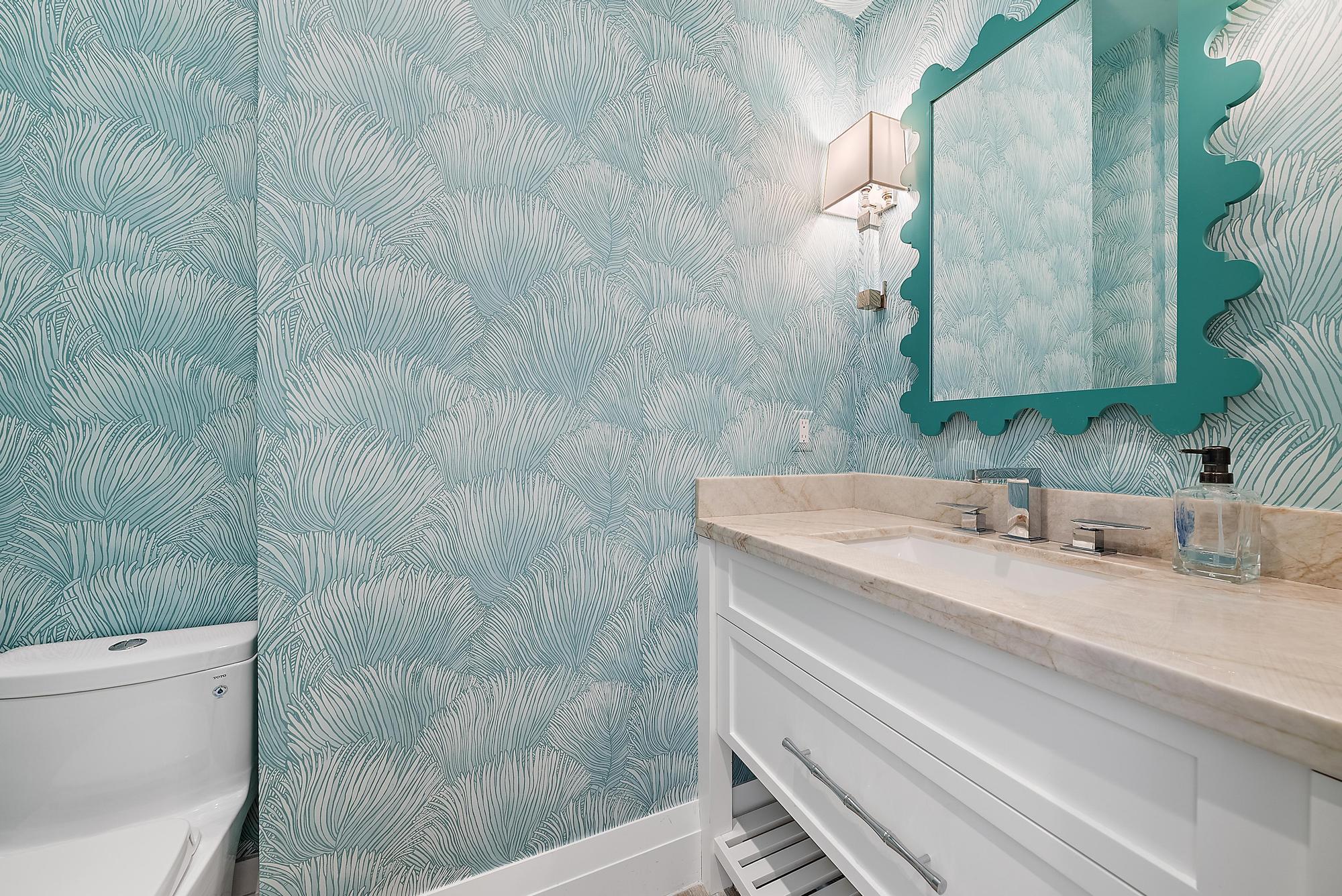 189 Shelter Ln Jupiter Inlet Colony, FL 33469