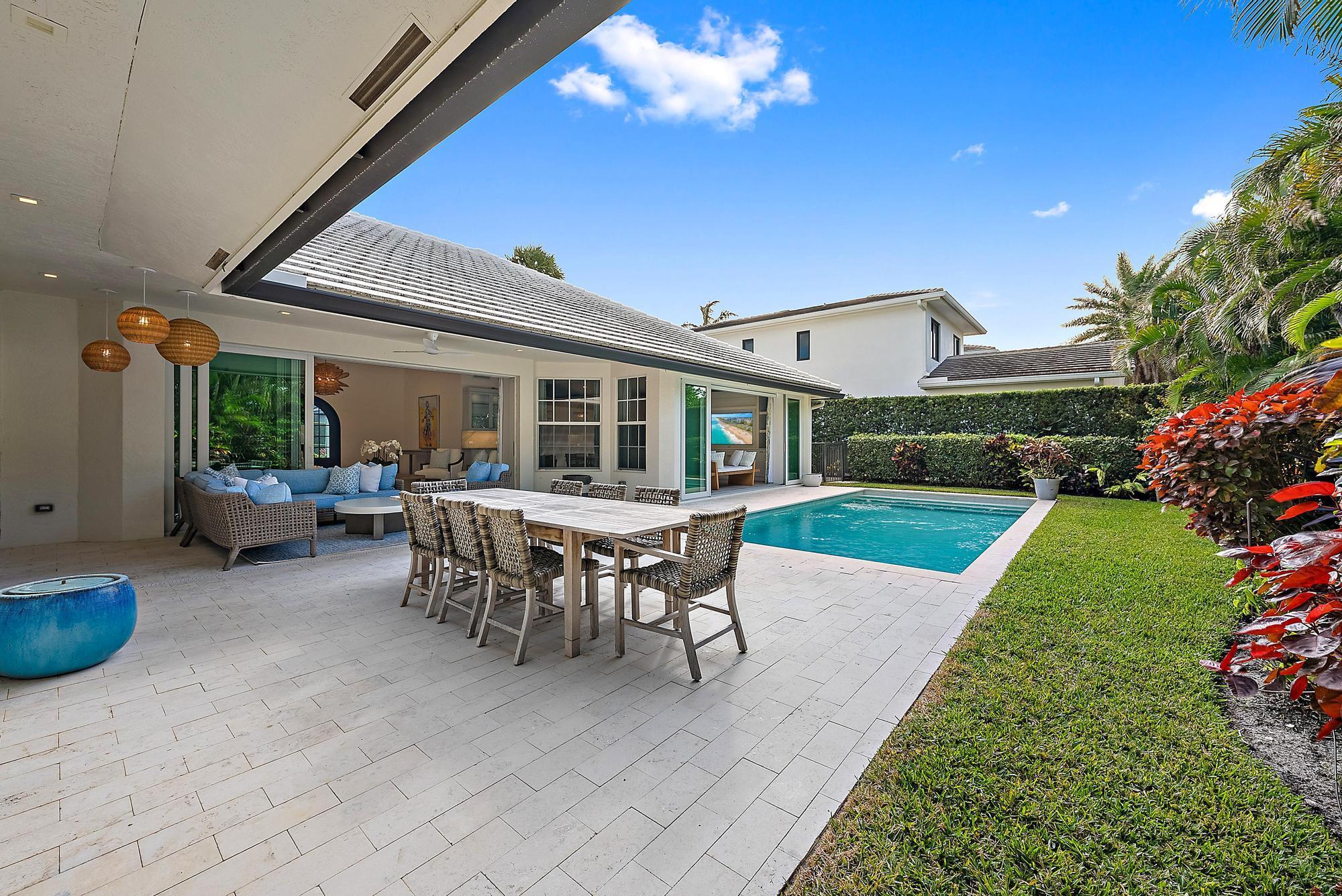 189 Shelter Ln Jupiter Inlet Colony, FL 33469