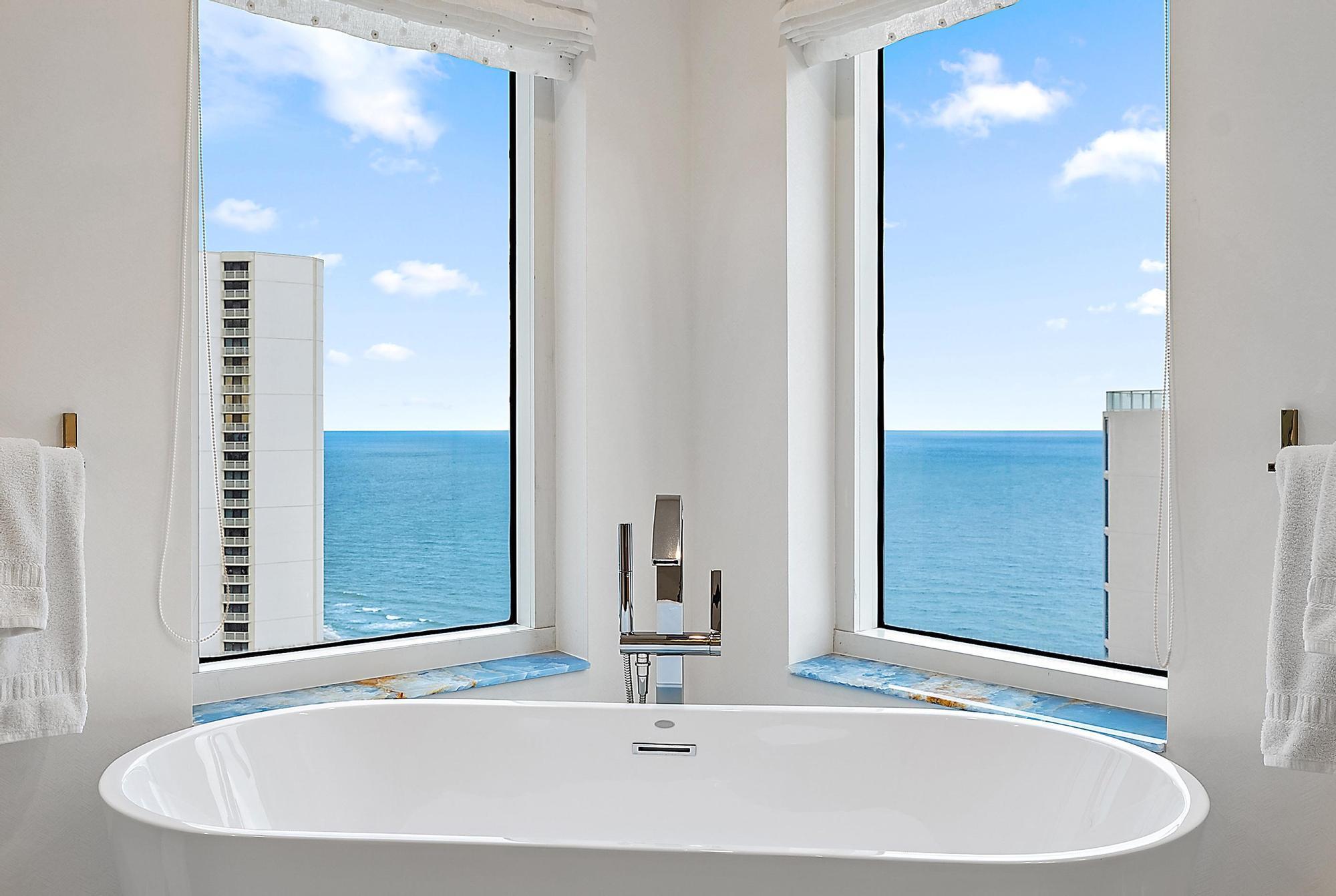 2700 N Ocean Dr #Ph1b Riviera Beach, FL 33404