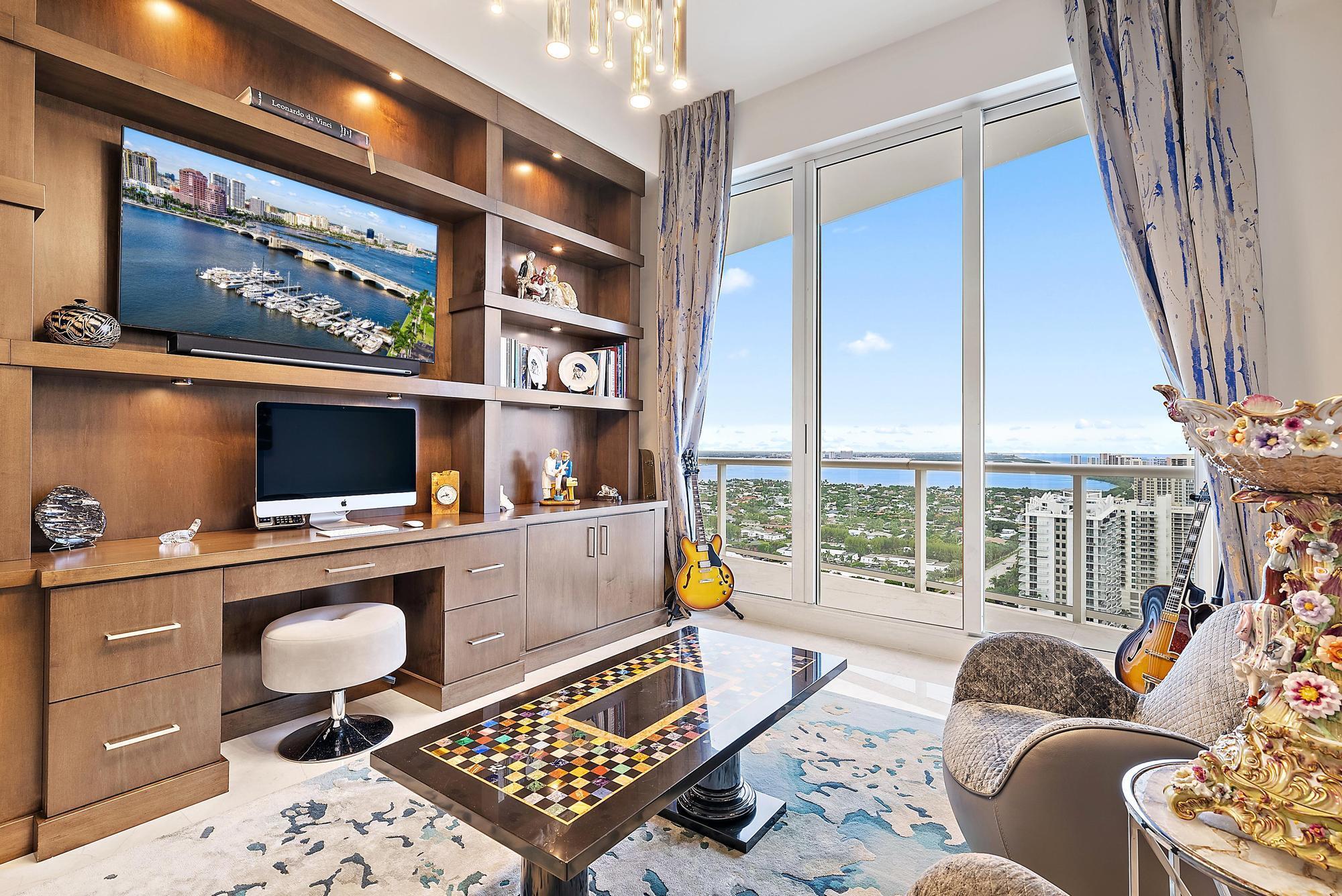 2700 N Ocean Dr #Ph1b Riviera Beach, FL 33404