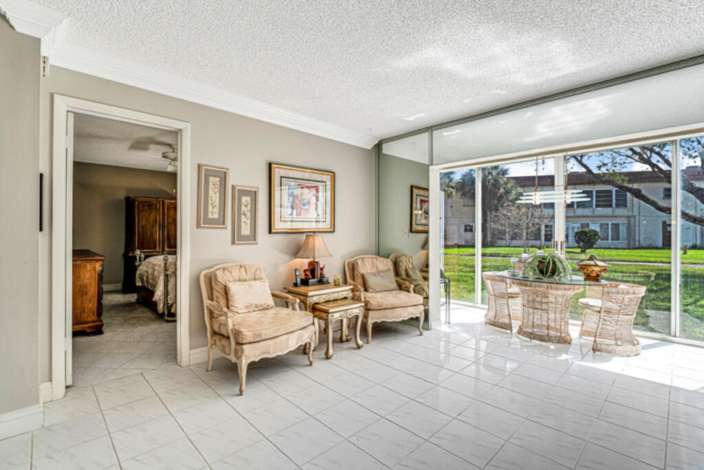 33 Abbey #103 Delray Beach, FL 33446