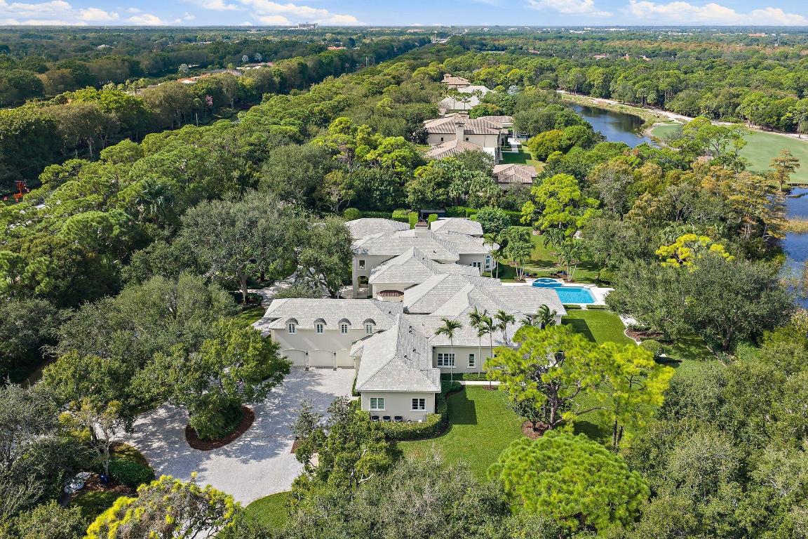 124 Bears Clb Dr Jupiter, FL 33477