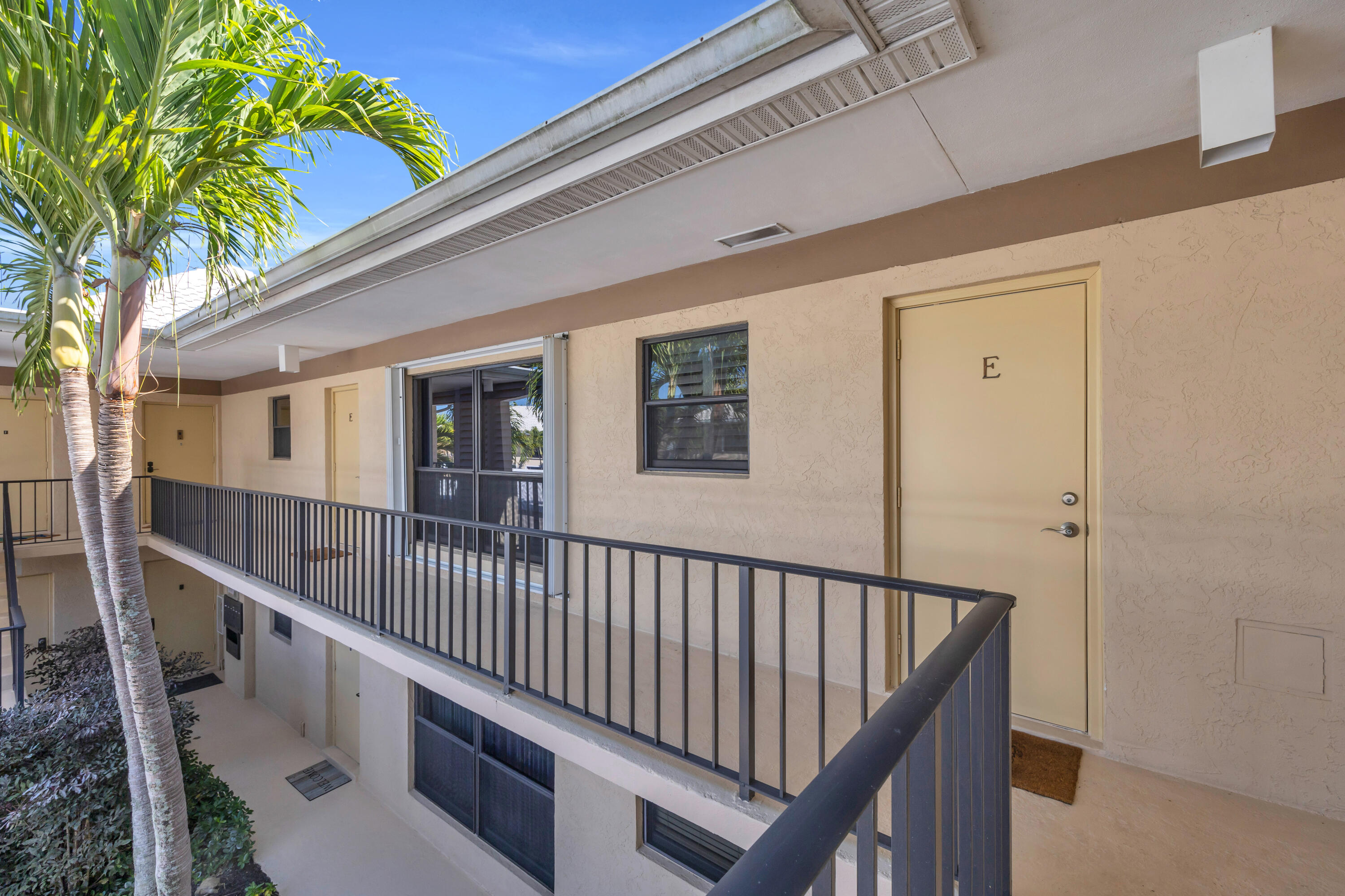 4 SE Turtle Crk #E Jupiter, FL 33469