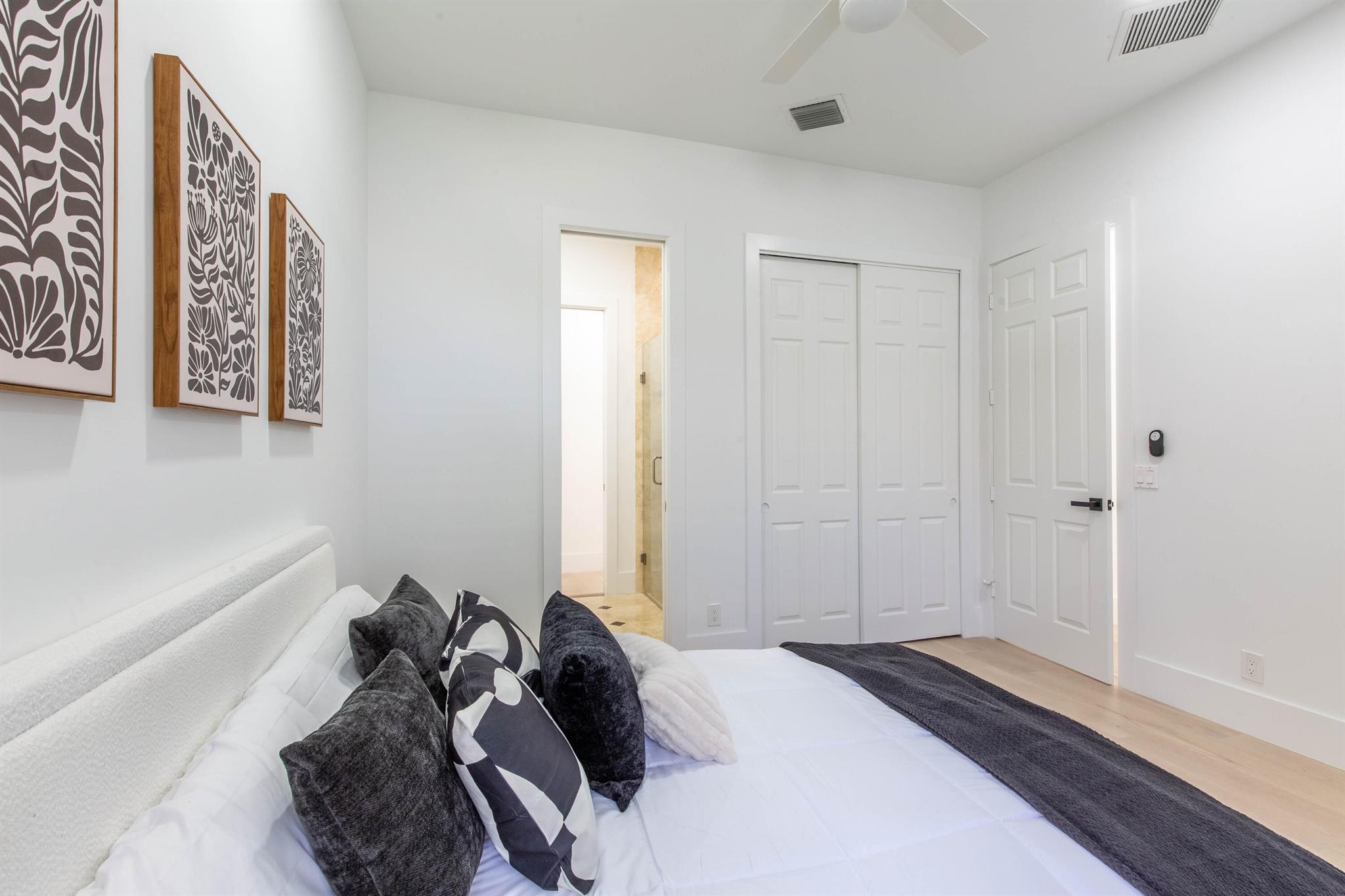 2443 Players Ct Wellington, FL 33414