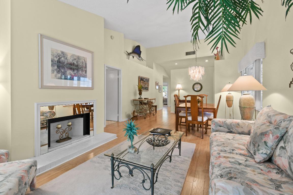 607 Ocean Dunes Jupiter, FL 33477