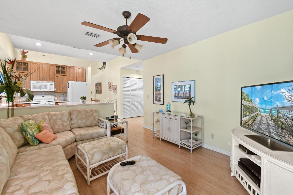 607 Ocean Dunes Jupiter, FL 33477