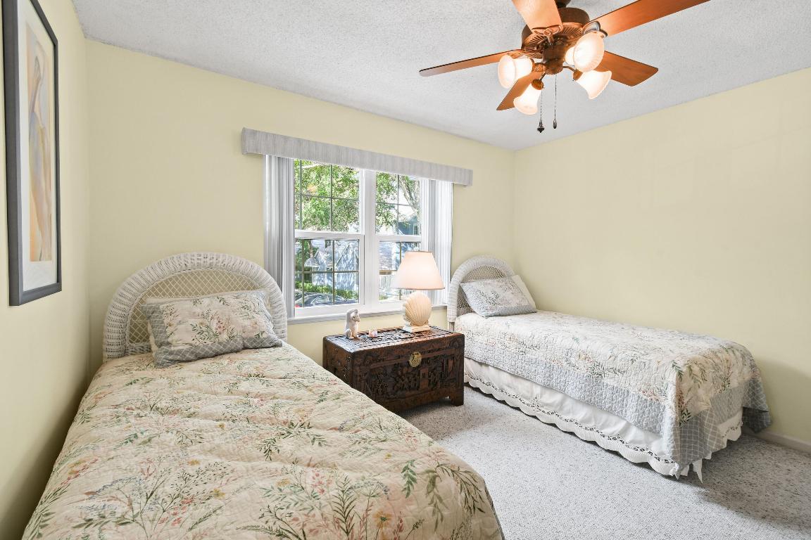 607 Ocean Dunes Jupiter, FL 33477