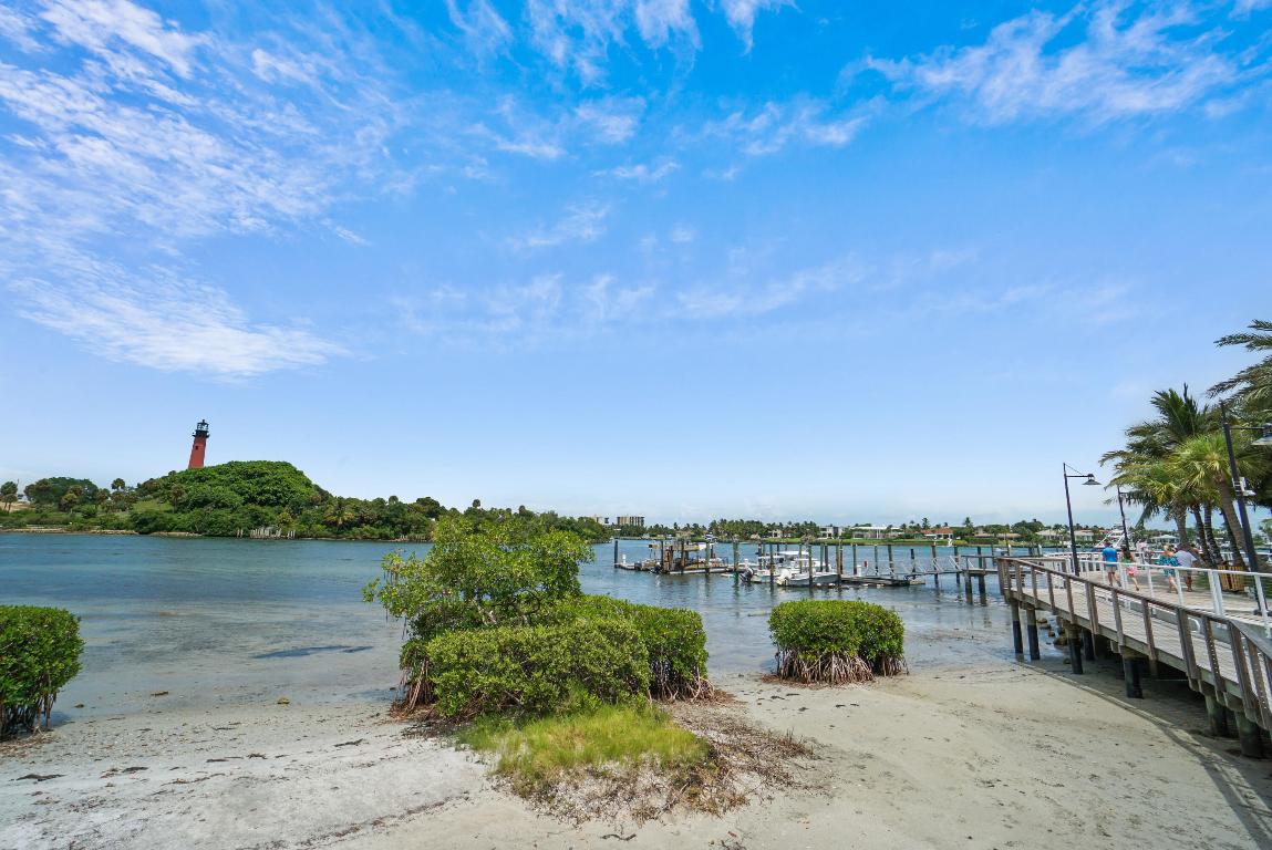 607 Ocean Dunes Jupiter, FL 33477