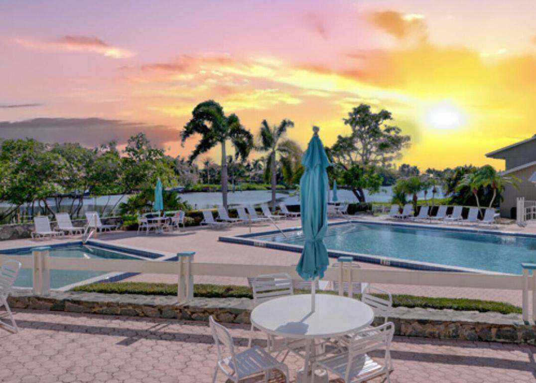 18410 SE Wood Hvn #F