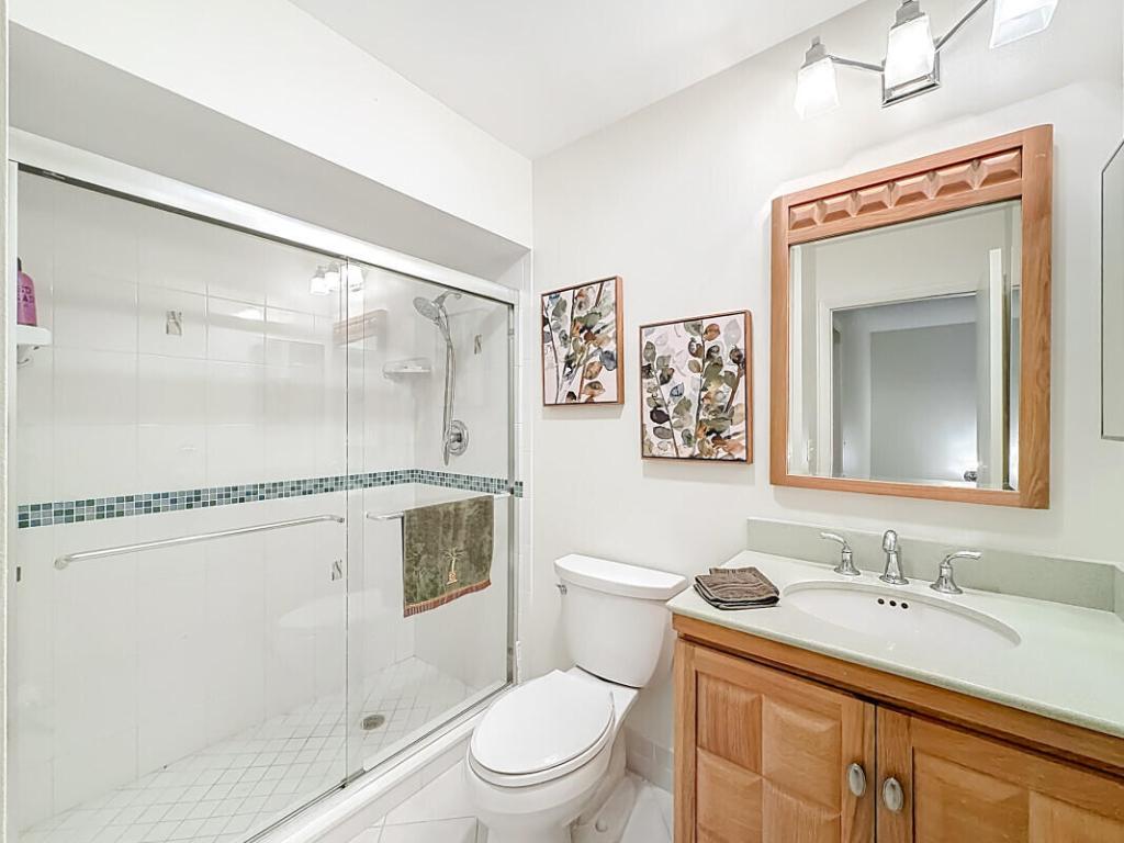 18410 SE Wood Hvn #F Jupiter, FL 33469