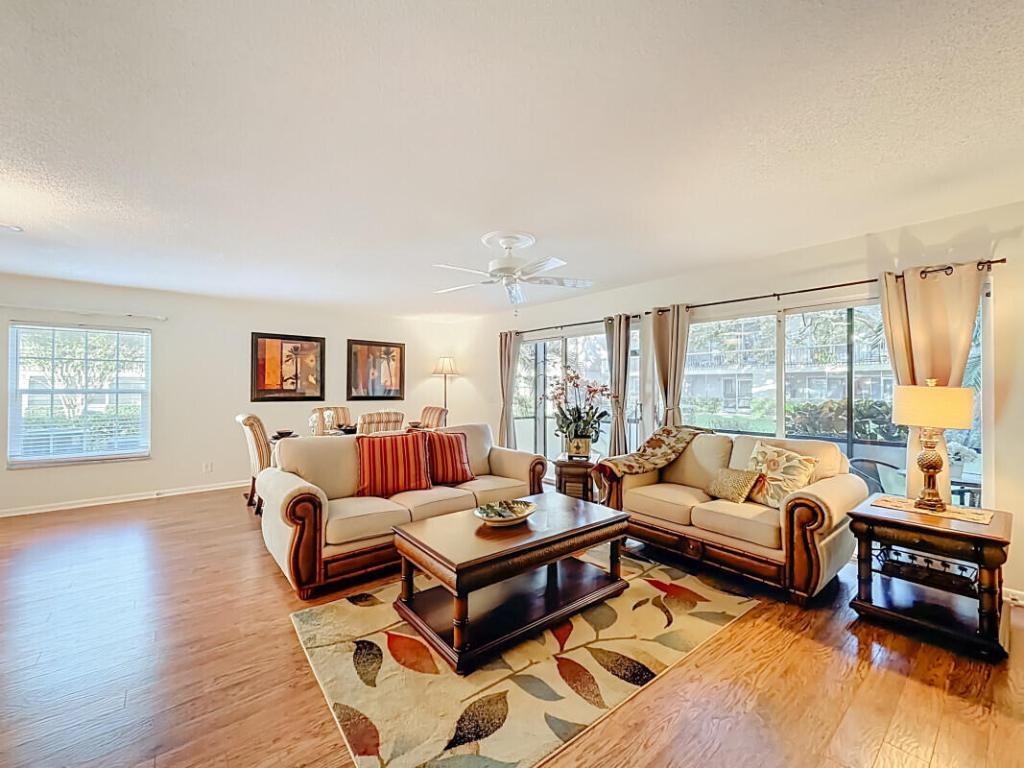 18410 SE Wood Hvn #F Jupiter, FL 33469