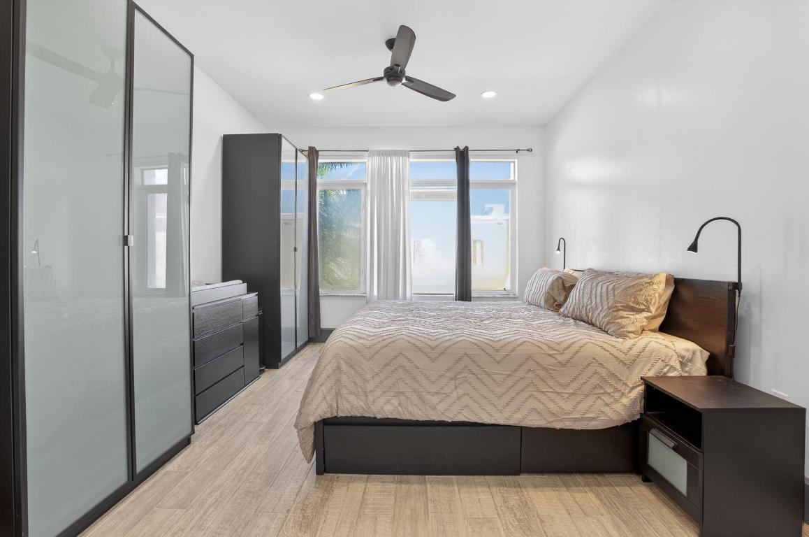 1200 Town Ctr #306 Jupiter, FL 33458