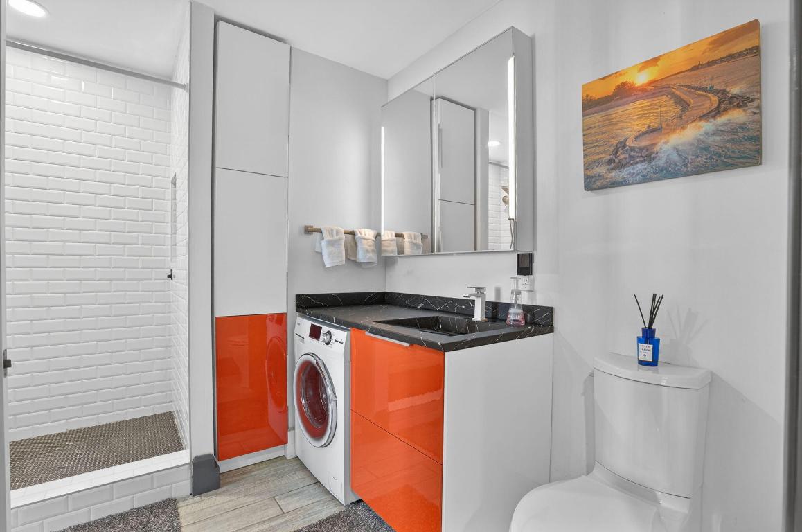 1200 Town Ctr #306 Jupiter, FL 33458