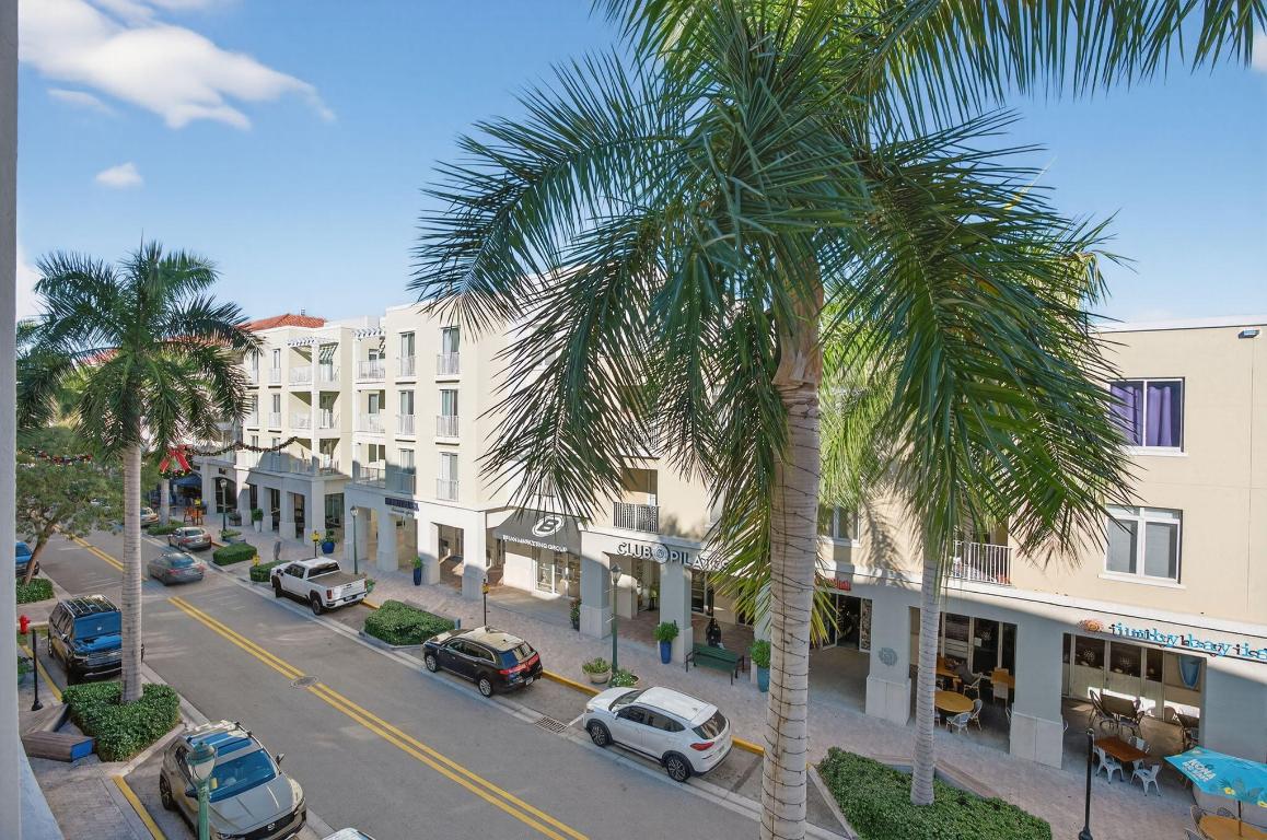 1200 Town Ctr #306 Jupiter, FL 33458