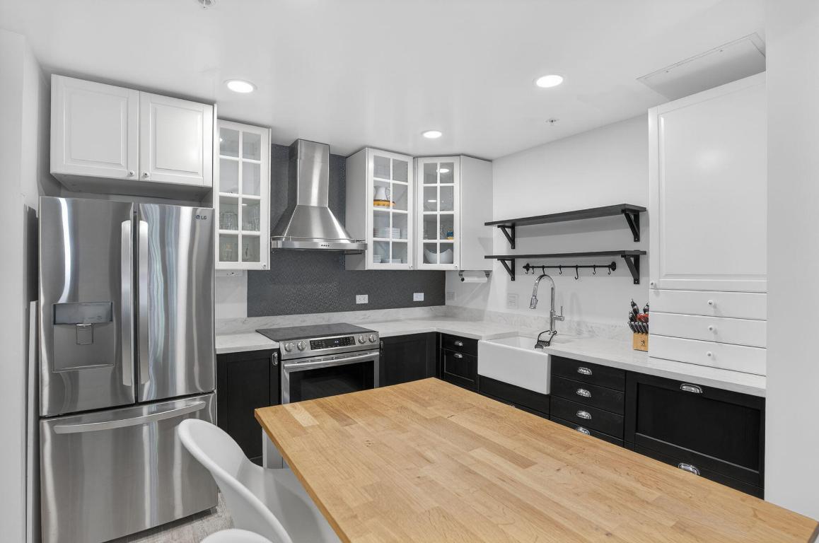 1200 Town Ctr #306 Jupiter, FL 33458