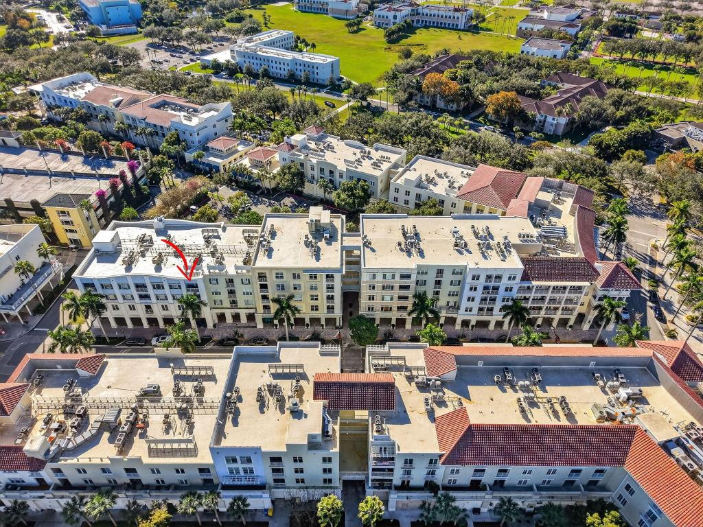 1200 Town Ctr #306 Jupiter, FL 33458
