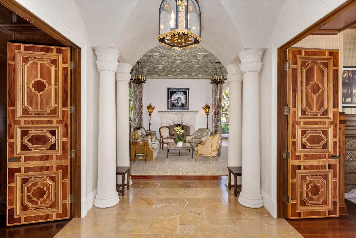 820 S Ocean Manalapan, FL 33462