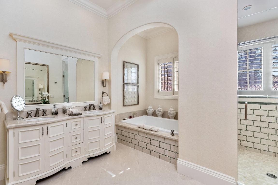 820 S Ocean Manalapan, FL 33462