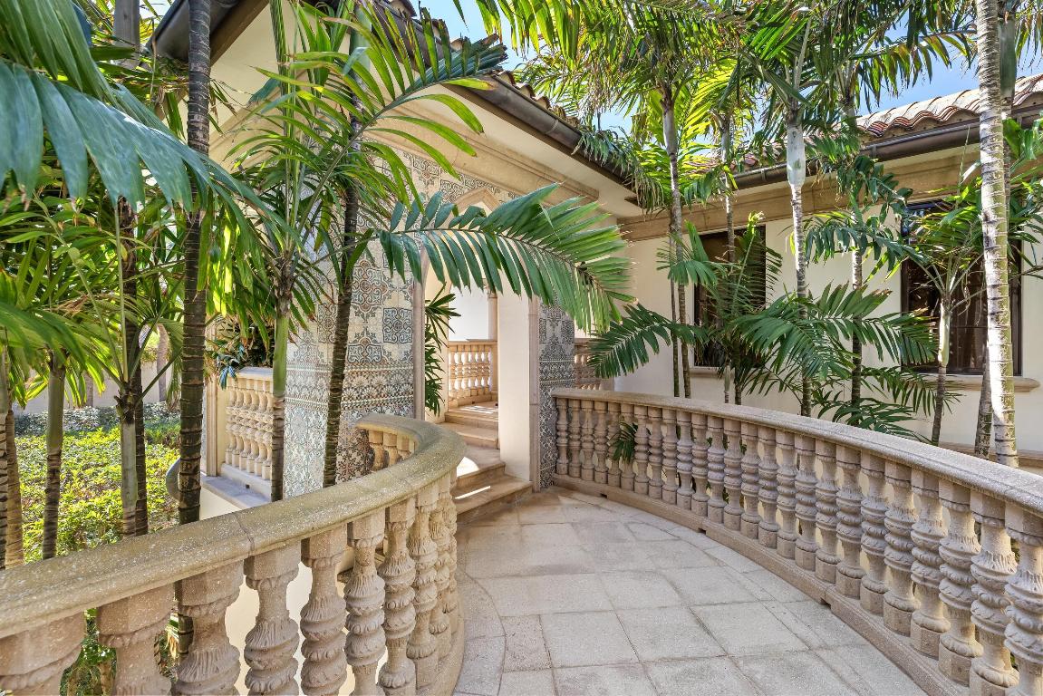 820 S Ocean Manalapan, FL 33462